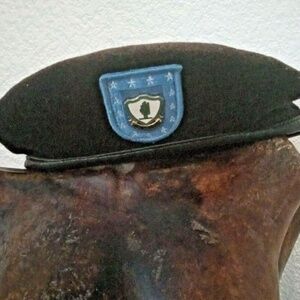 2002 US Army National Guard Arizona Ditat Deus Black Wool Beret Cap